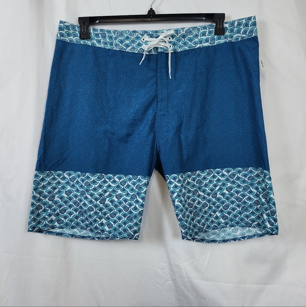 Old Navy Mens Teal White Wave Print Lace Tie Knee Length Swim Trucks XXL New